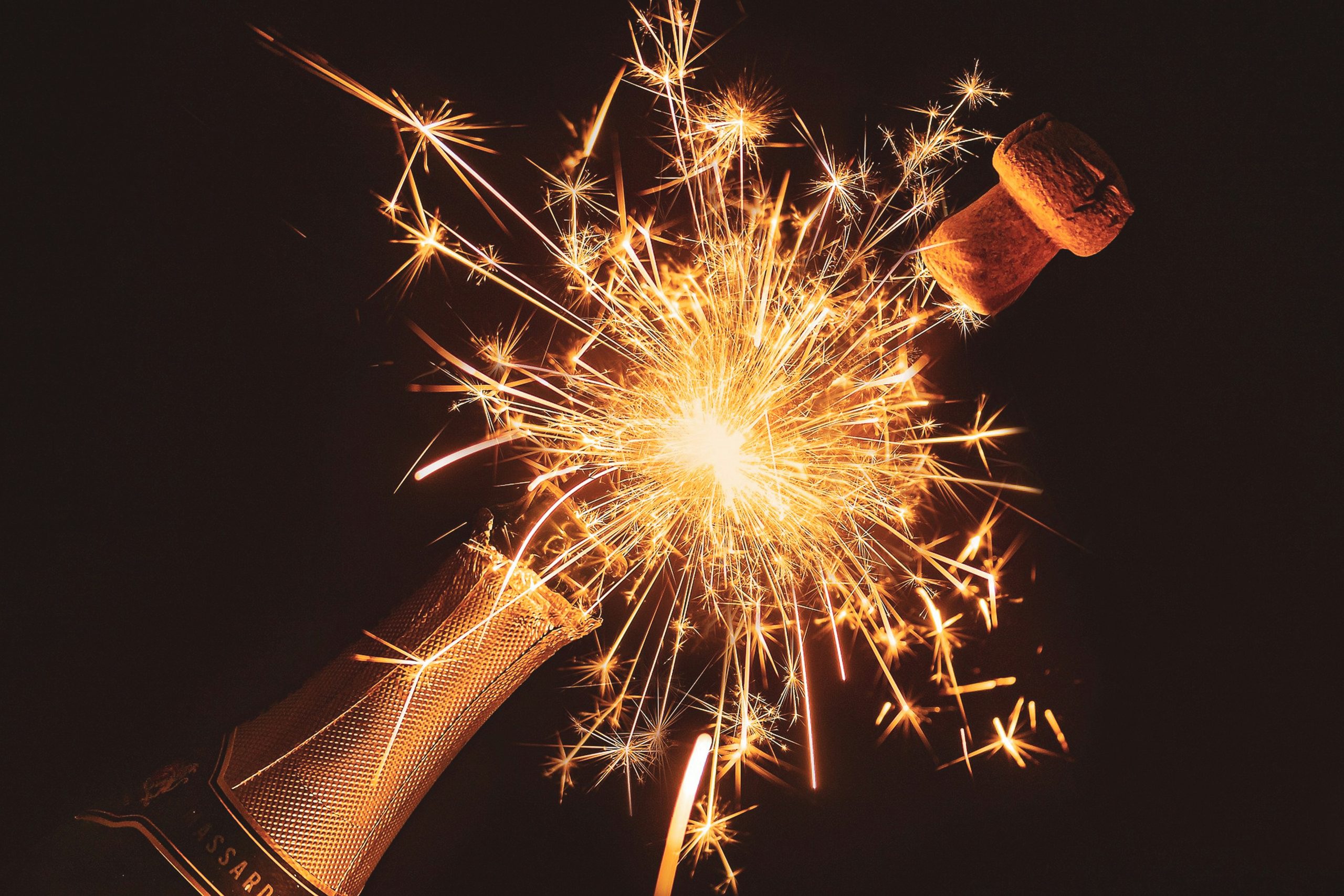 Why Sparkling Wines Pop: CO₂ Pressure, Bubble Physics,…